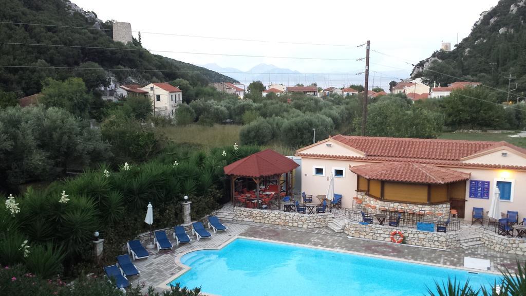 Hotel Nostos Frikes Extérieur photo
