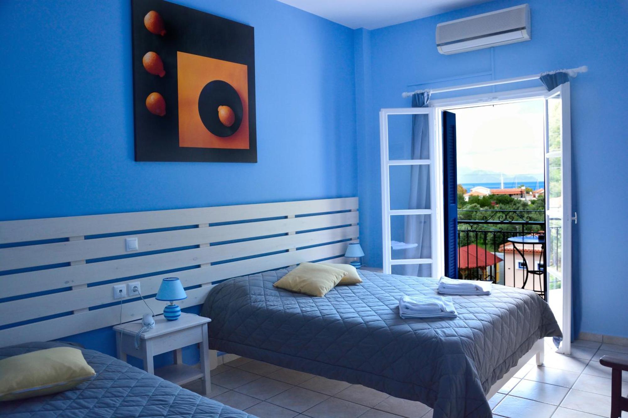 Hotel Nostos Frikes Extérieur photo