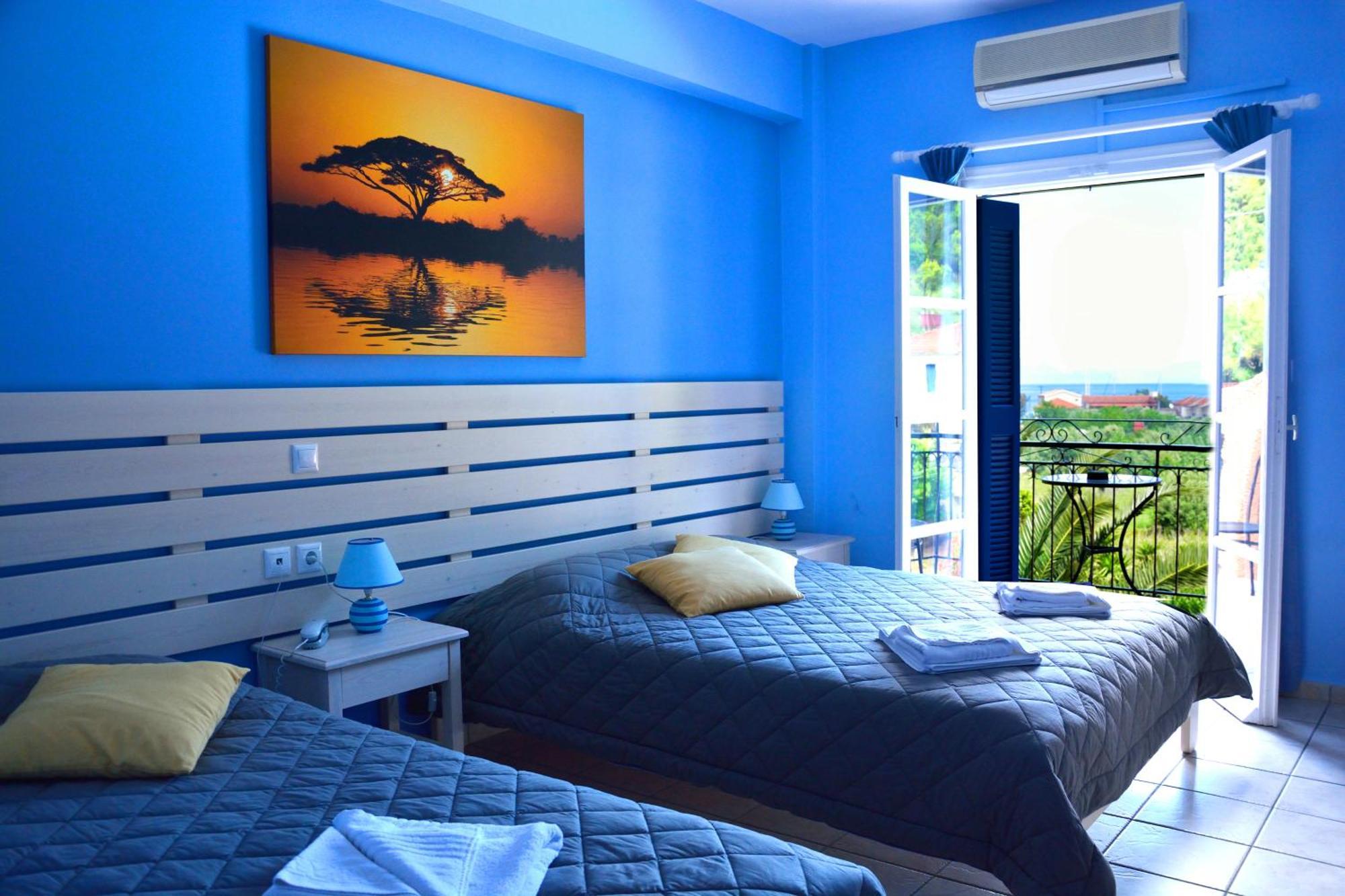 Hotel Nostos Frikes Extérieur photo