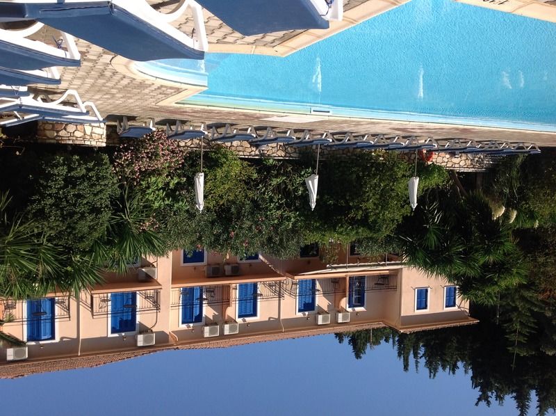 Hotel Nostos Frikes Extérieur photo