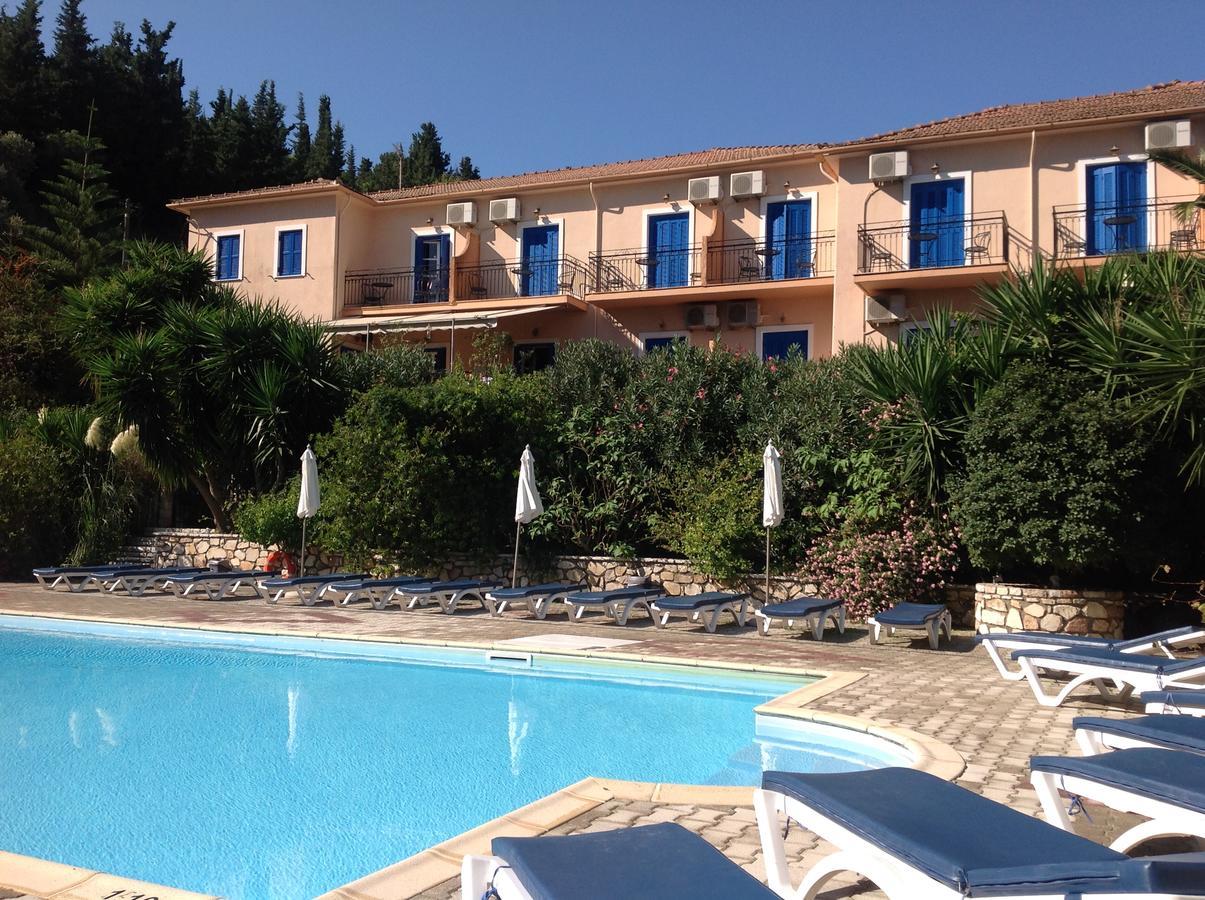 Hotel Nostos Frikes Extérieur photo