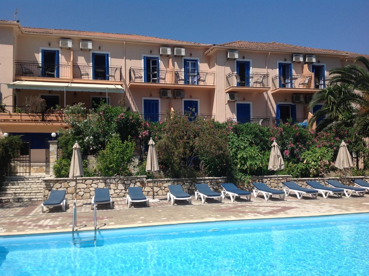 Hotel Nostos Frikes Extérieur photo