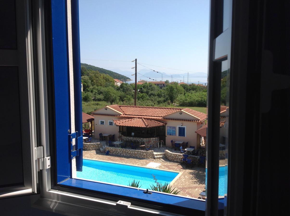 Hotel Nostos Frikes Extérieur photo