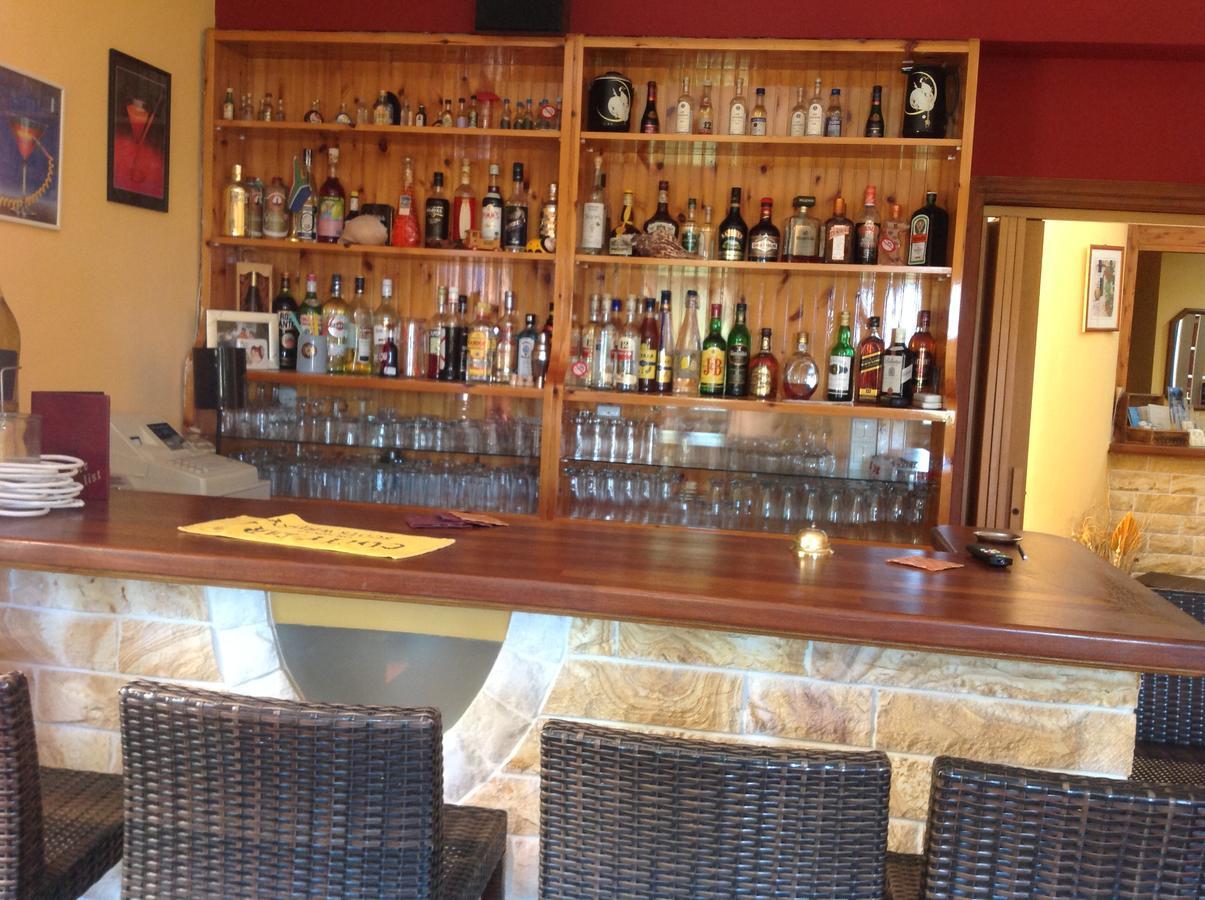 Hotel Nostos Frikes Extérieur photo